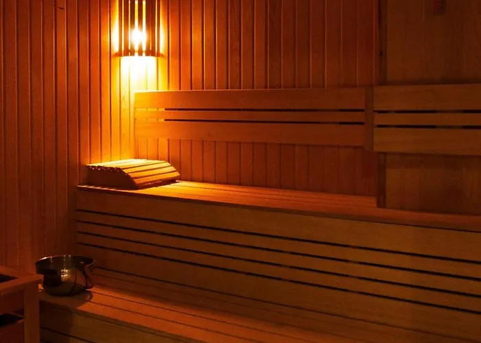 Palmera - Spacious With Pool View Vasilia