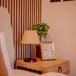 Palmera - Spacious With Pool View