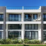 Palmera - Spacious With Pool View Appartement Vasilia
