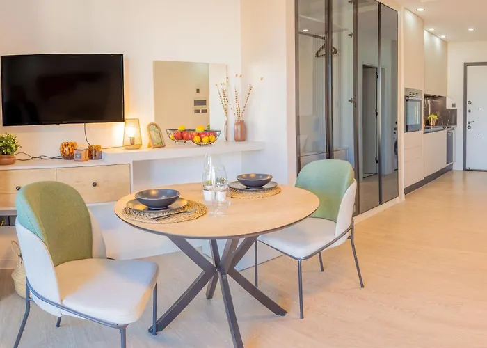 Lejlighed Palmera - Spacious With Pool View Vasilia