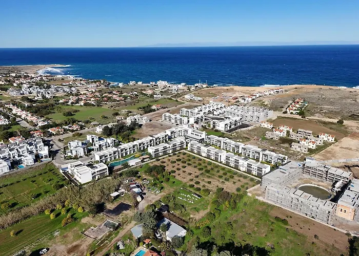 Apartment Palmera - Spacious With Pool View Vasilia